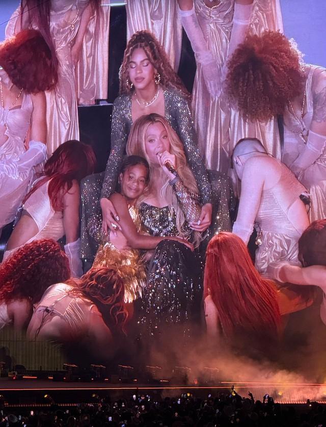Filha caçula de Beyoncé, Rumi, faz aparição na turnê Cowboy Carter e ...