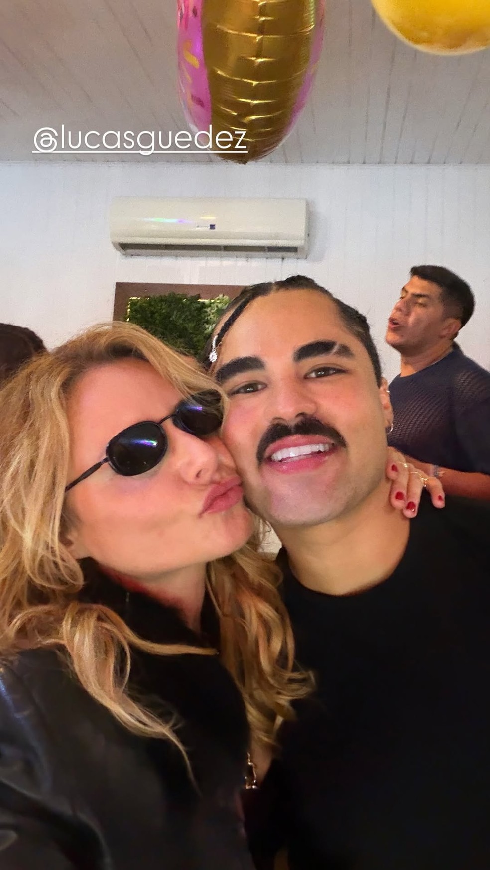 Lucas Gudez celebrou aniversário com famosos — Foto: Reprodução/Instagram