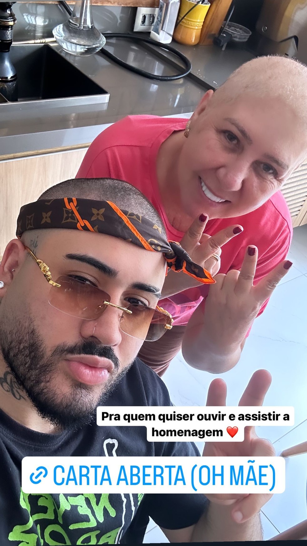 Kevinho e a mãe, Sueli Azevedo — Foto: Instagram