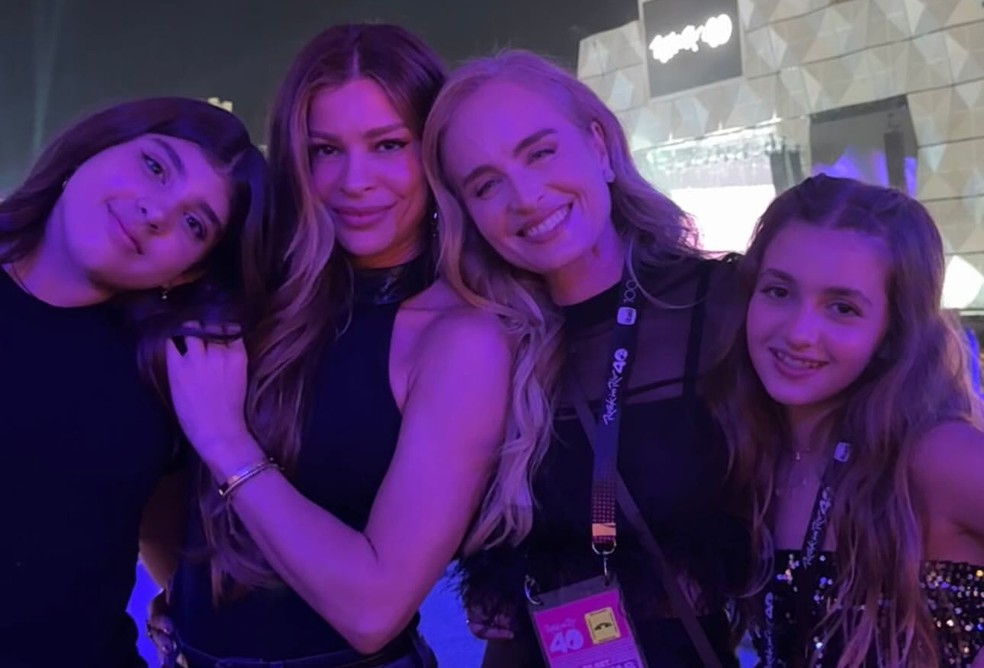 Sofia, Grazi Massafera, Angélica e Eva Huck — Foto: Reprodução/Instagram
