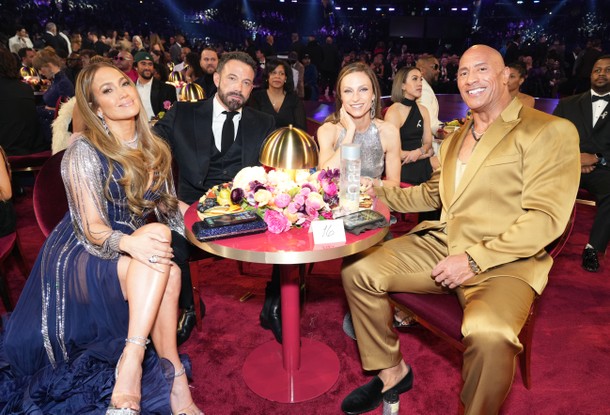 Jennifer Lopez, Ben Affleck, Lauren Hashian e The Rock