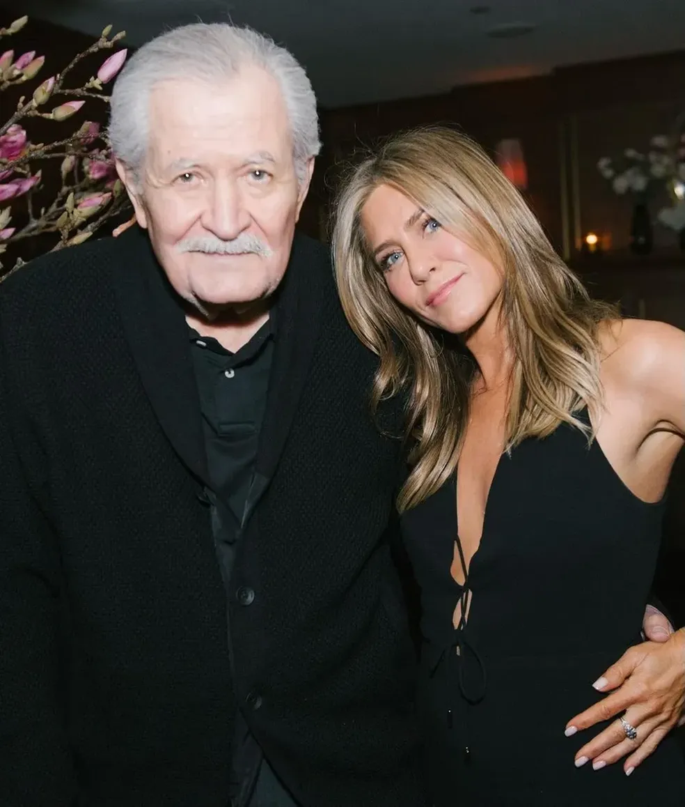 John Aniston e Jennifer Aniston — Foto: Reprodução: Instagram