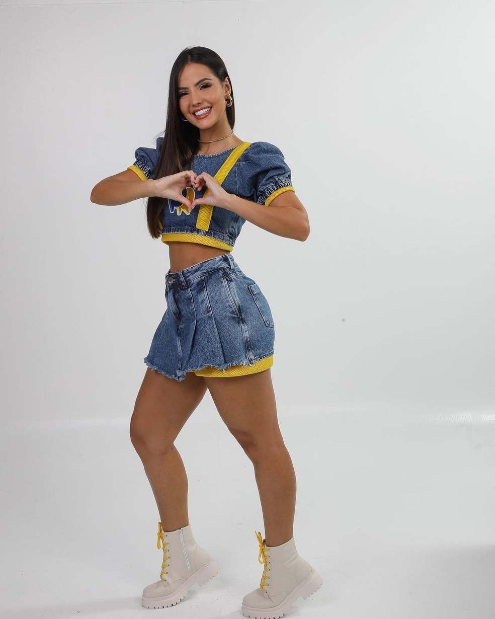 Luana Andrade era assistente do quadro Passa ou Repassa, no Domingo Legal, atração do SBT — Foto: Reprodução/Instagram