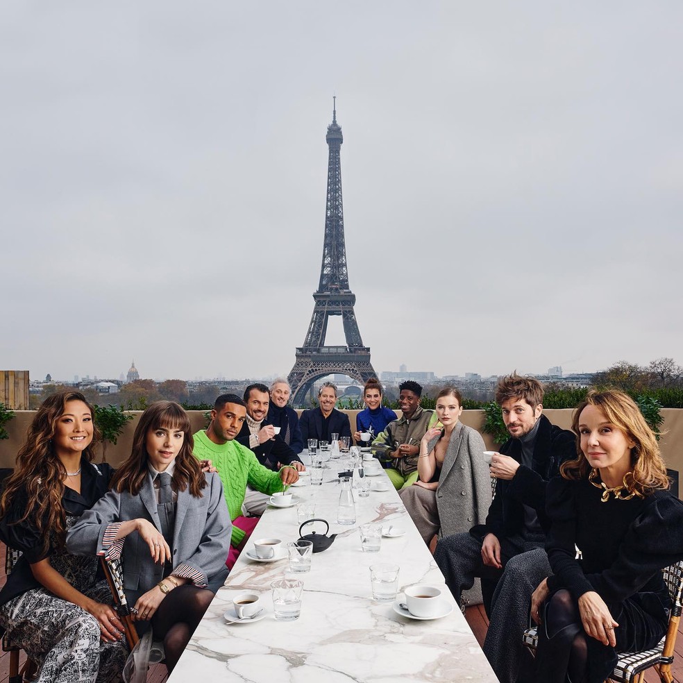 Elenco de 'Emily in Paris' — Foto: Reprodução | Instagram