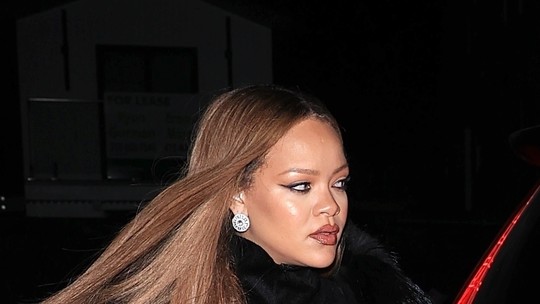 Ela não vem mais! Rihanna não vai ao Met Gala 2024 por questão de saúde, diz revista