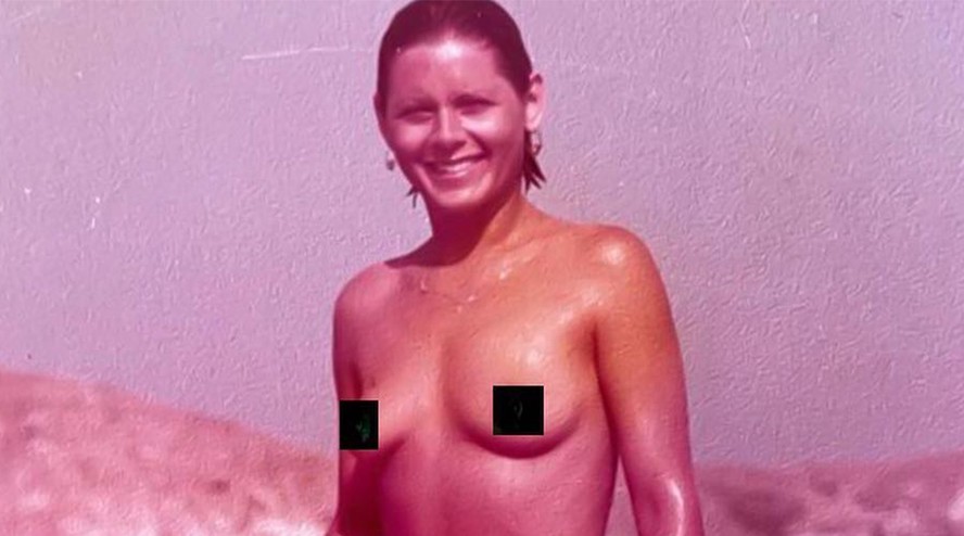 Vera Fischer em praia grega nos anos 80