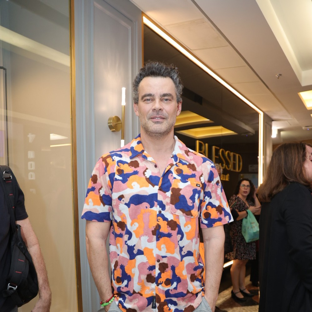 Andréia Sadi e André Rizek fazem aparição rara juntos em estreia de ...