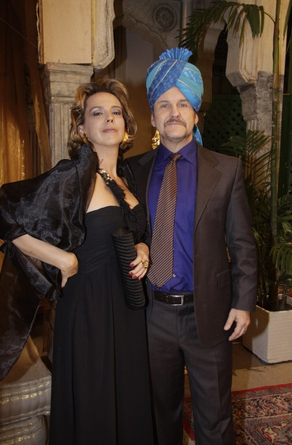 Ana Beatriz Nogueira e Antonio Calloni, como Ilana e César, em 'Caminho das Índias' (Globo, 2009) — Foto: Isac Luz/TV Globo