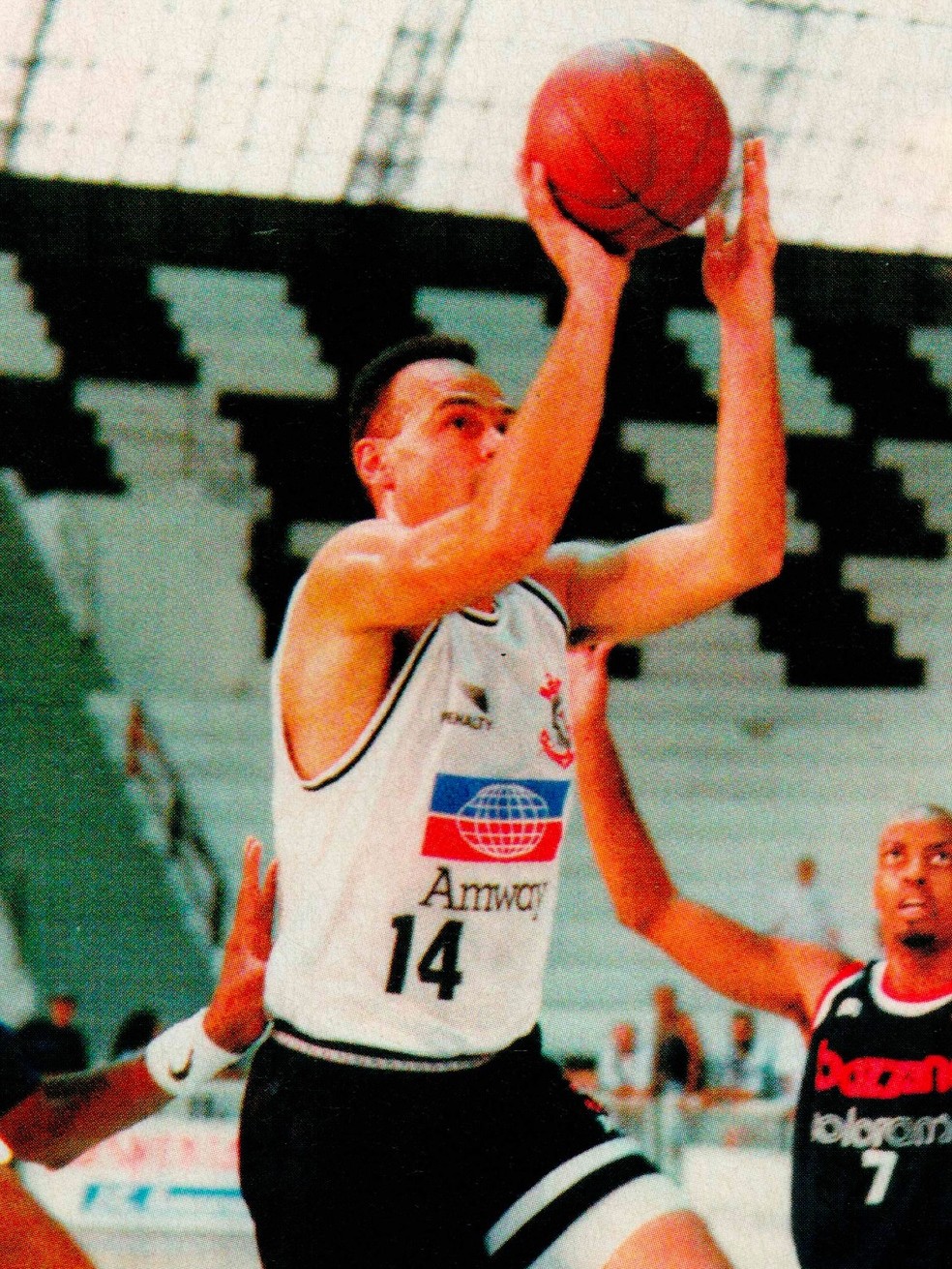 Oscar Schmidt — Foto: Reprodução/Instagram