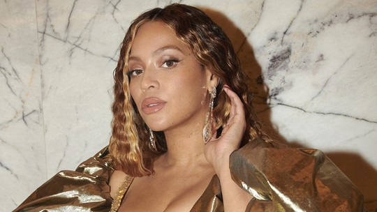 Beyoncé surpreende fãs em hotel com ingressos para seu show