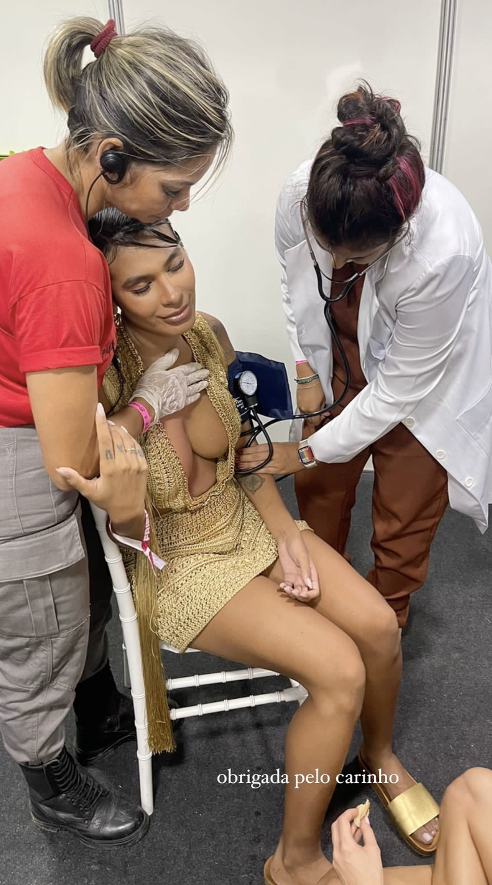 Pocah mostra ida à enfermaria após after de Anitta — Foto: Reprodução/Instagram