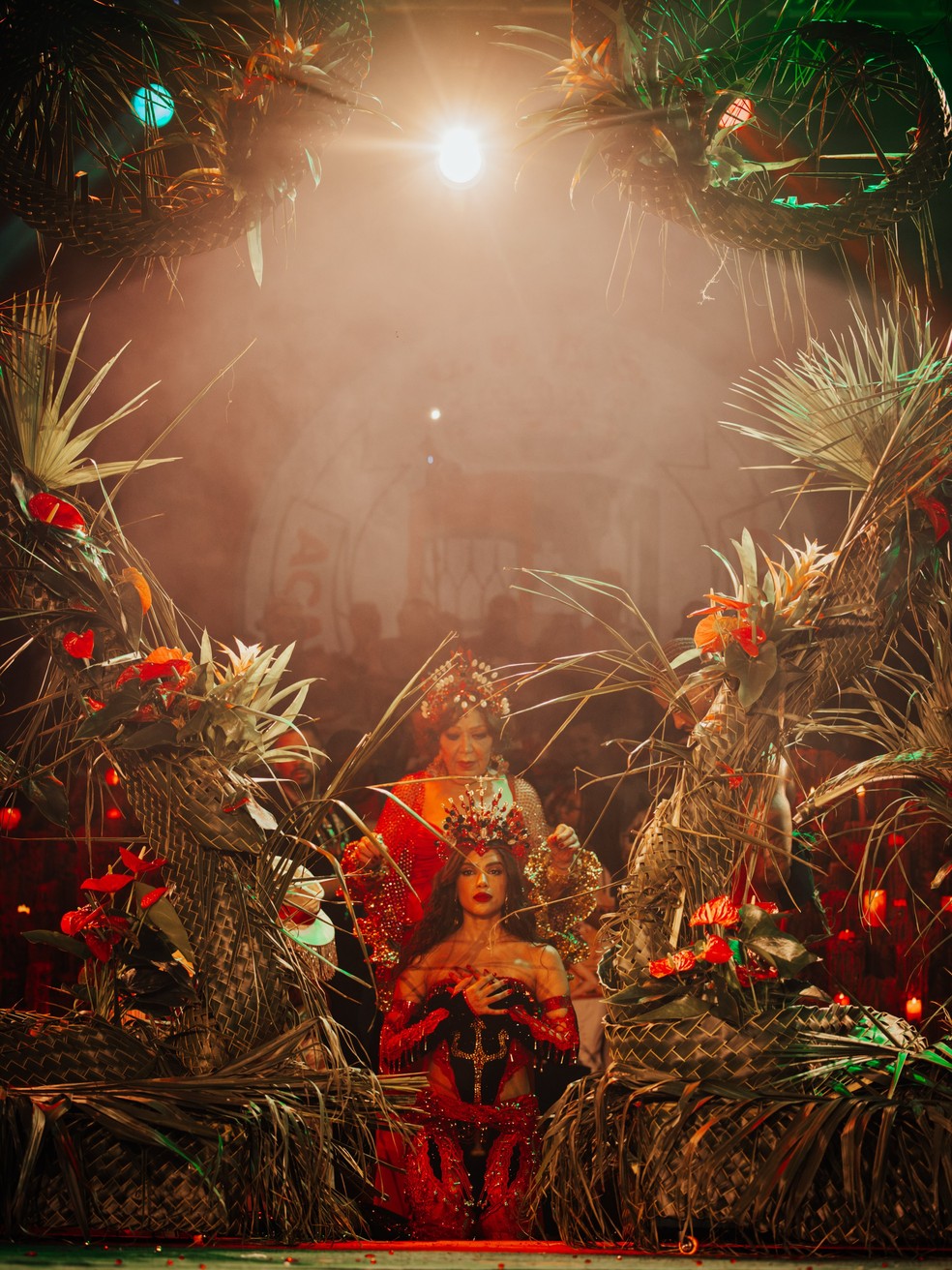 Anitta na Grande Rio — Foto: Reprodução/Instagram