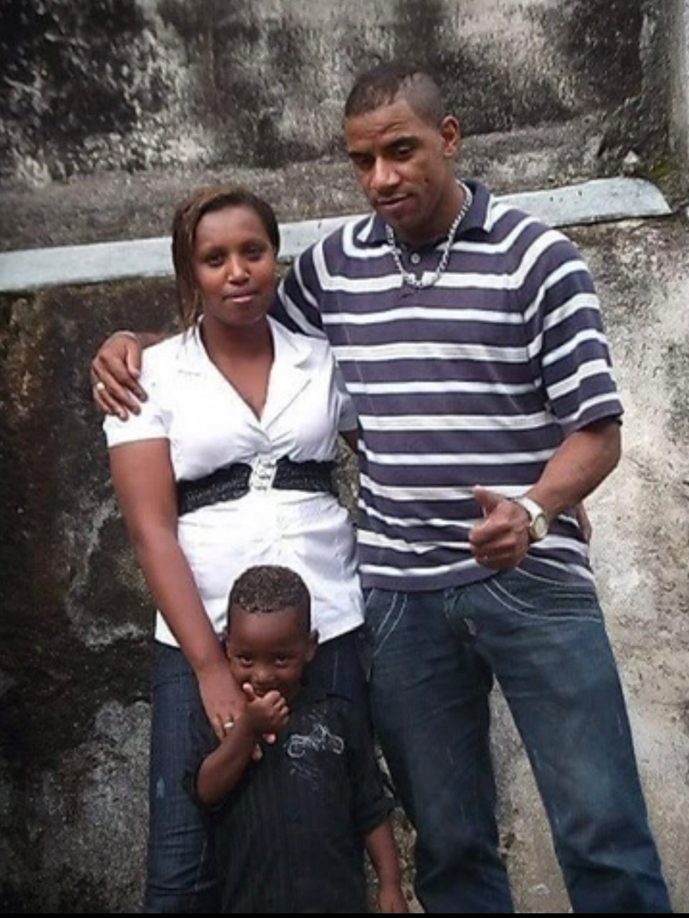 Kayblack surpreende mãe com mega buquê de mais de 2,5 metros de altura — Foto: Reprodução/Instagram