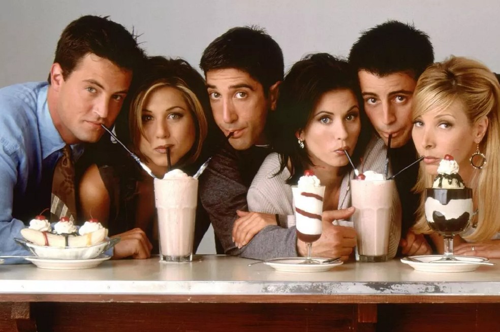 Chandler, Rachel, Ross, Monica, Joey e Phoebe: O elenco de Friends — Foto: Divulgação