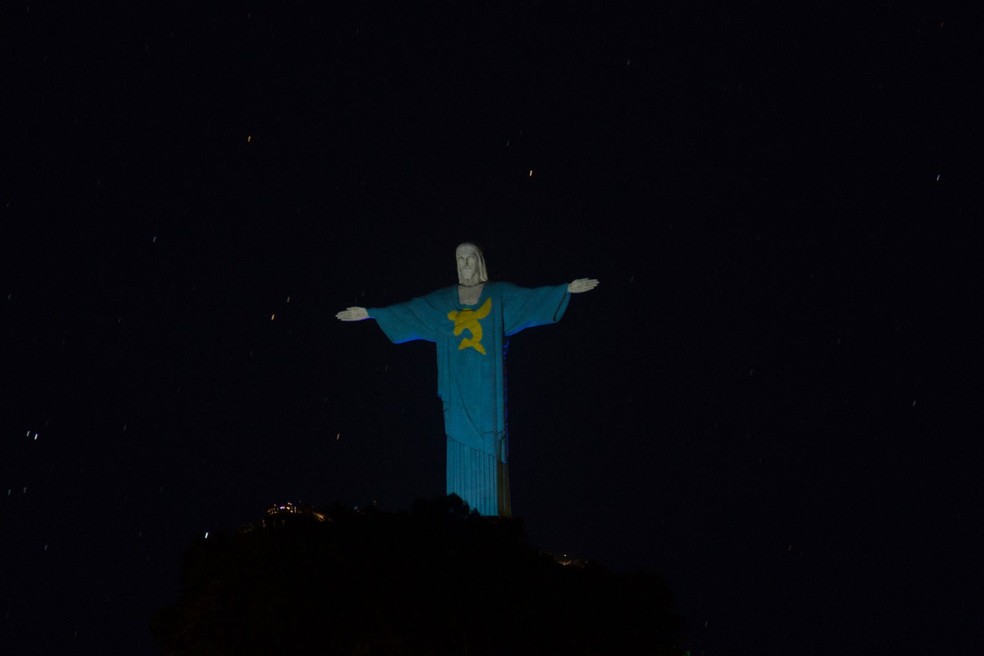 Luccas Neto no Cristo Redentor — Foto: Divulgação/Rafael Conrado (@raalf22)