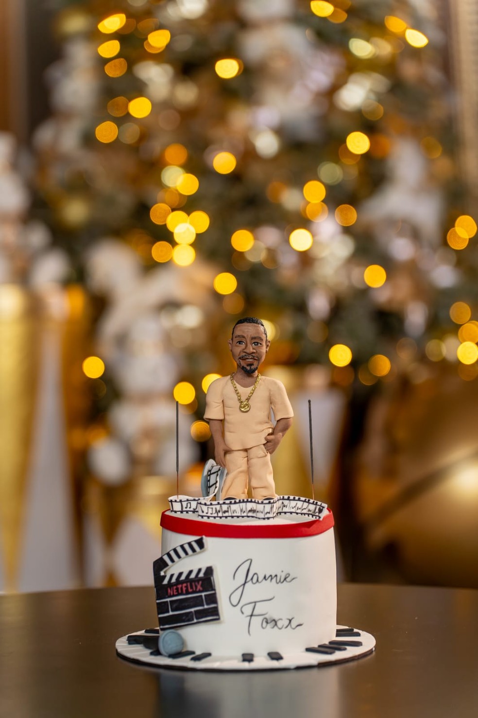 Julio Rocha celebra com filhos e esposa aniversário de Jamie Foxx com ...