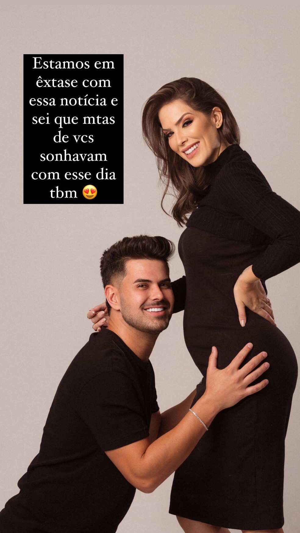 Débora Lyra e Gabriel Gava anunciam que esperam primeiro bebê  — Foto: Instagram