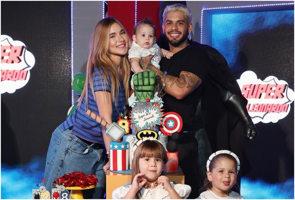 Virginia Fonseca e Zé Felipe com os filhos — Foto: Reprodução/Instagram