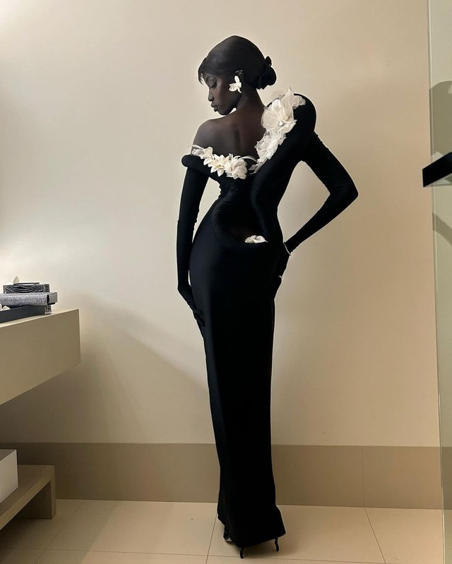 Conheça Anok Yai, a modelo que roubou a cena com beleza durante o Met Gala
