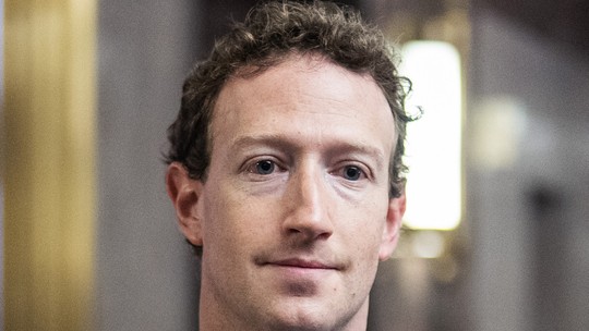 Mark Zuckerberg aparece de barba em foto editada: 'Ficou gato!'; confira