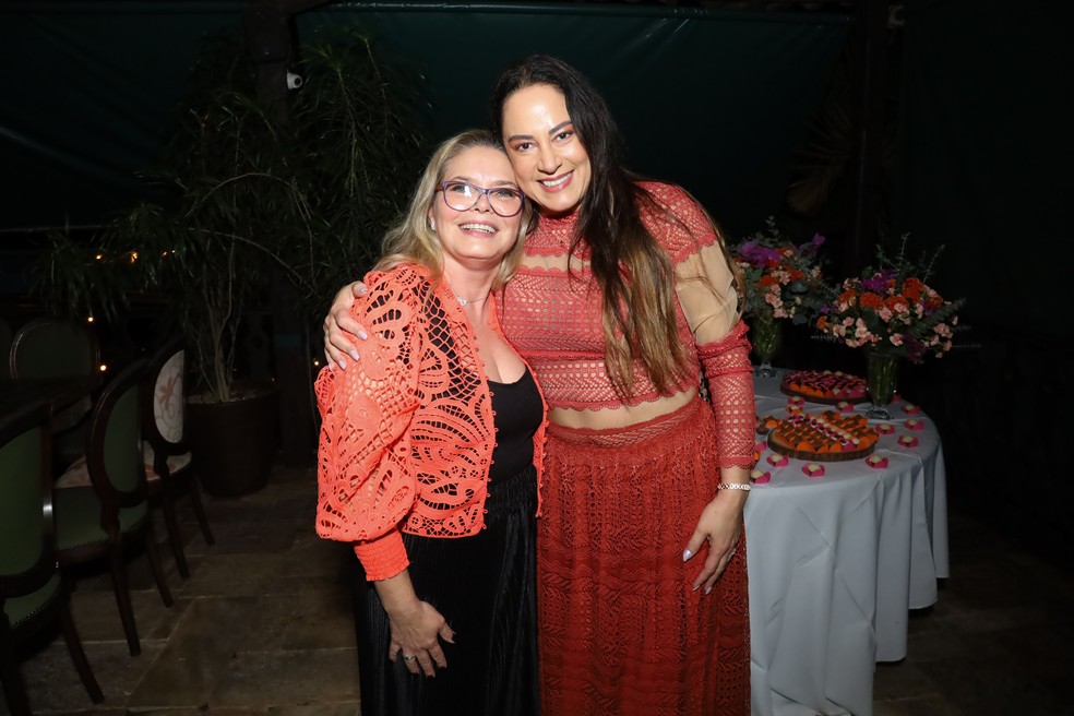As irmãs Cintia Abravanel e Silvia Abravanel — Foto: Clayton Felizardo/BrazilNews