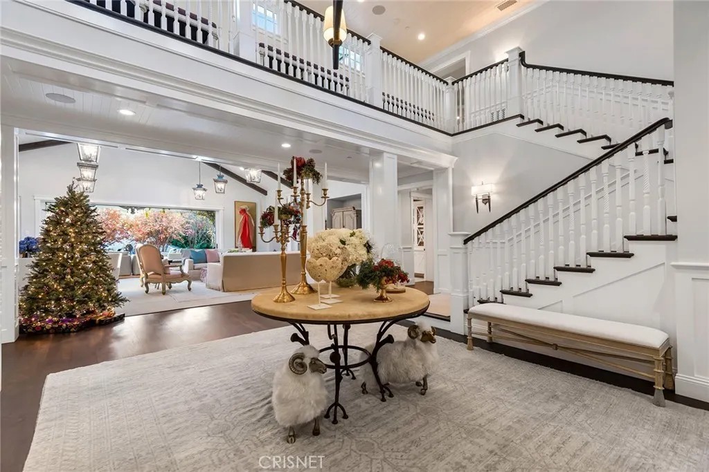 Sylvester Stallone coloca mansão em Hidden Hills à venda por US$ 22,5 milhões — Foto: Realtor