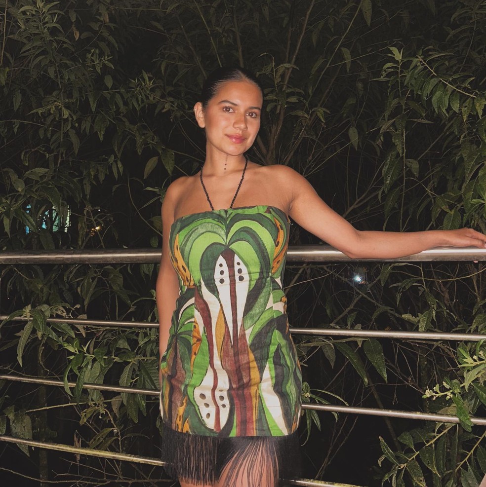 Helena Gualinga é apontada como namorada de Shawn Mendes — Foto: Reprodução / Instagram