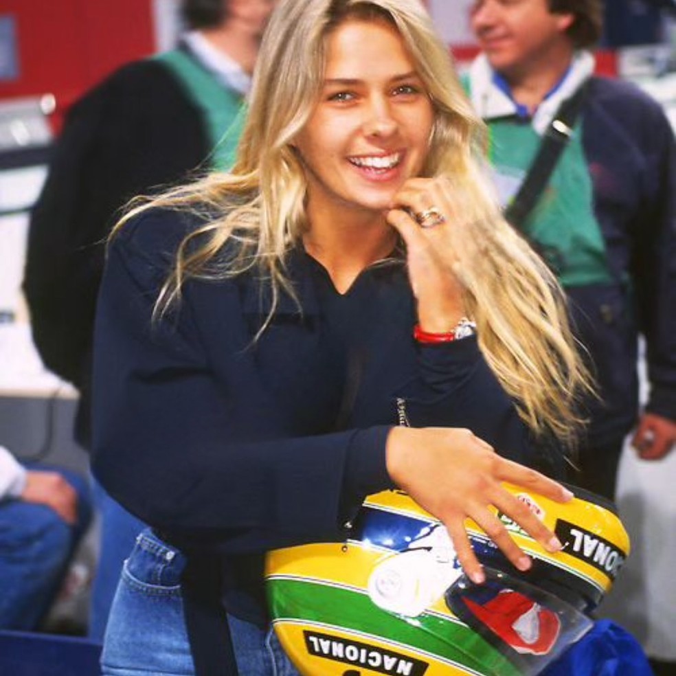 Adriane Galisteu posta fotos em homenagem ao piloto e ex-namorado Ayrton Senna (1960-1994) — Foto: Reprodução/Instagram