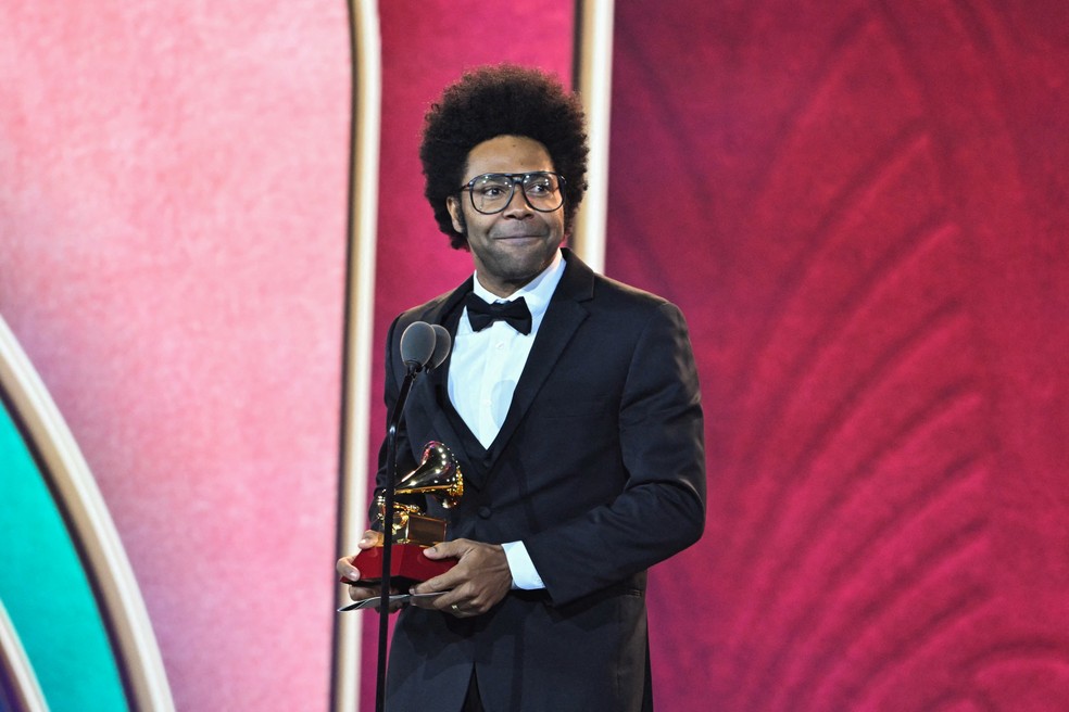 Ana Castela, Jota.Pê, Xande e mais brasileiros se emocionam ao ganhar Grammy  Latino 2024; confira lista