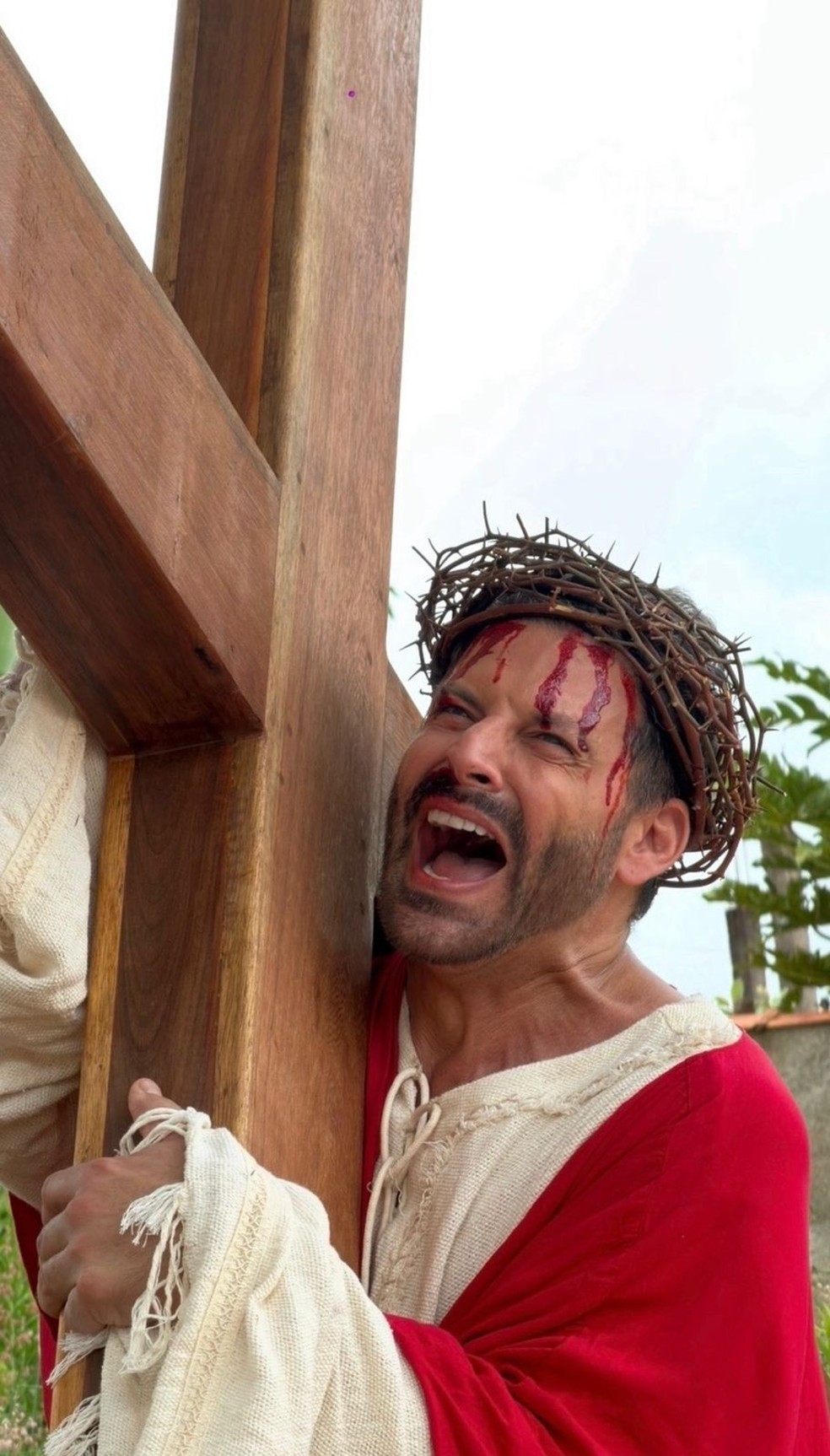 Henri Castelli vive Jesus em 'A Paixão de Cristo'. Foto: Dani Bassit/Divulgação