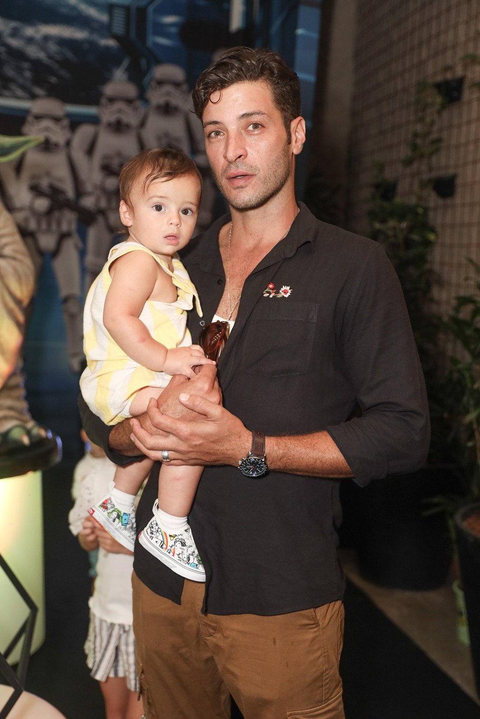 Leandro Lima com o filho — Foto: Lucas Ramos/Brazil News