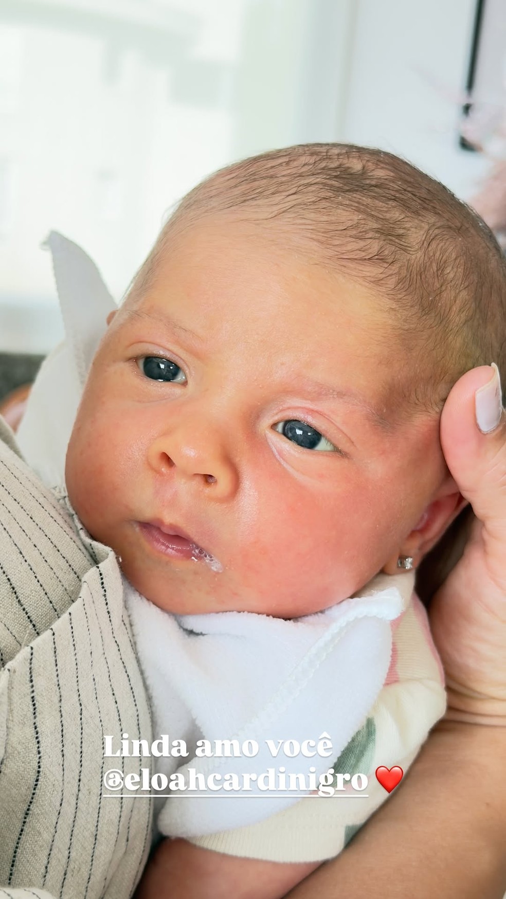 Thiago Nigro se derrete pela filha com Maíra Cardi — Foto: Reprodução/Instagram