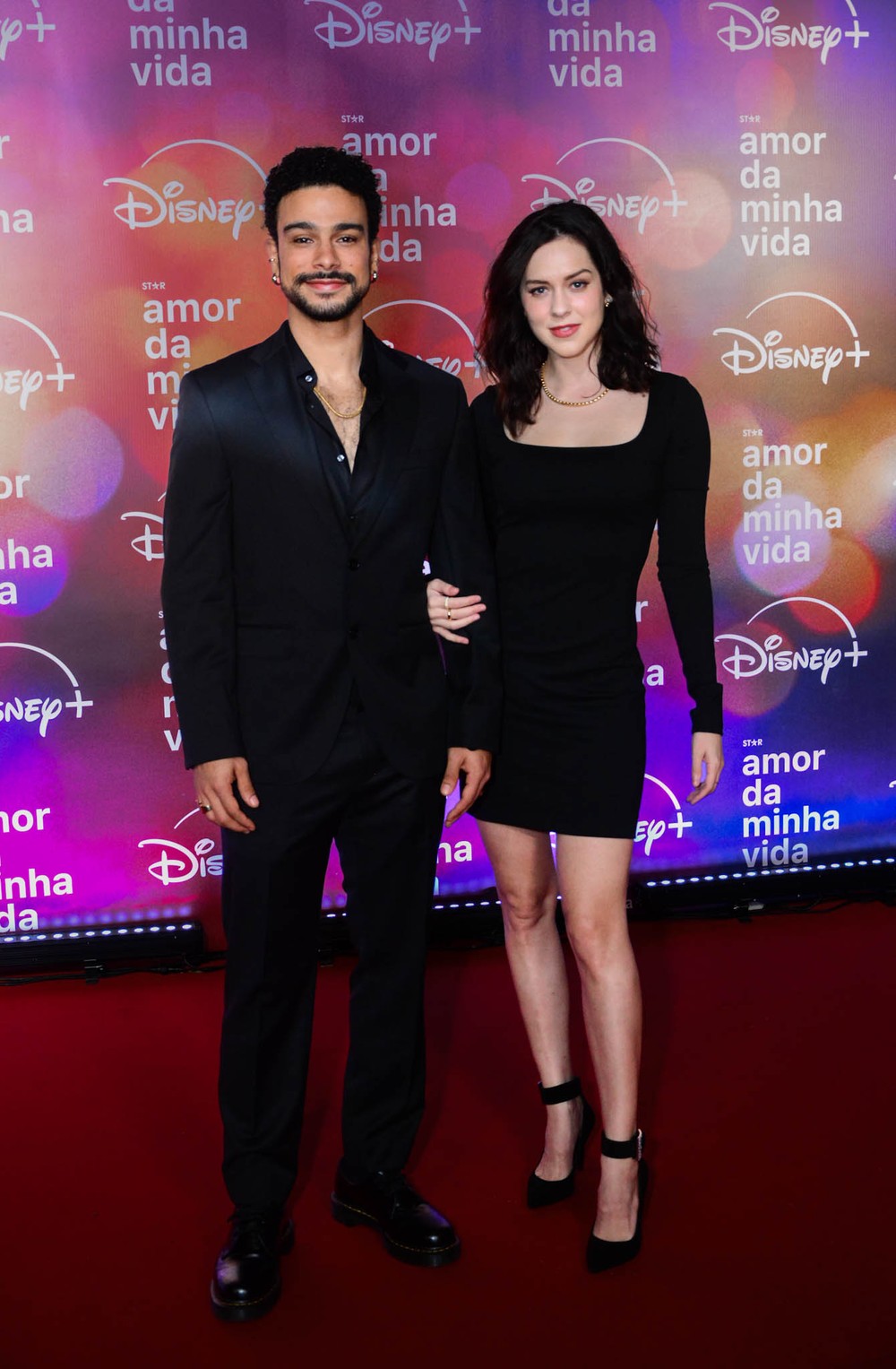 Elenco se reúne para o lançamento da série 'Amor da Minha Vida' no Rio ...