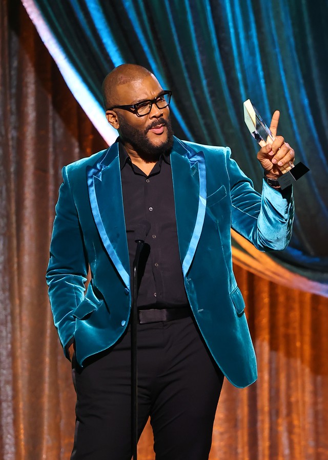 Cineasta Tyler Perry é acusado de assédio sexual por ator de 'The Oval'