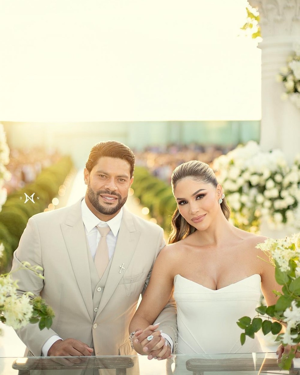 Hulk mostra fotos do 2º casamento com Camila Ângelo e se declara ...