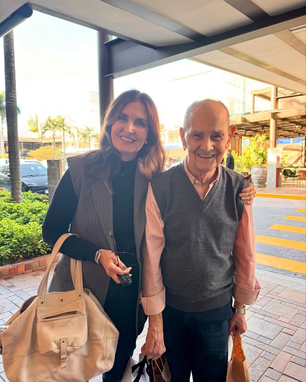 Fátima Bernardes comemora 89 anos do pai — Foto: Reprodução/Instagram