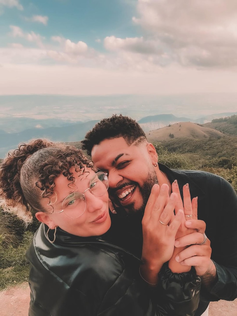 Debby Lagranha quando foi pedida em casamento por Gustavo Farias — Foto: Reprodução/Instagram