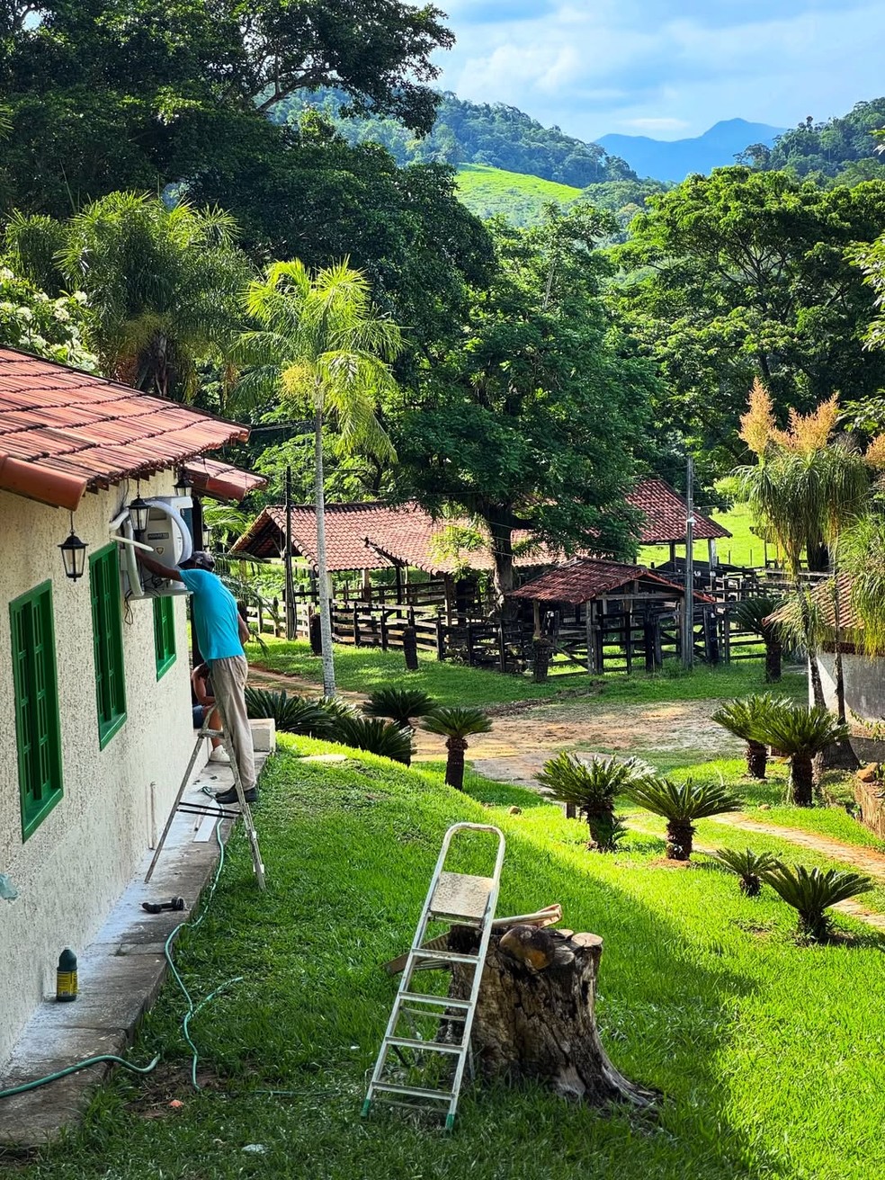 André Marques se emociona ao mostrar reforma de sítio em homenagem ao pai — Foto: Reprodução/Instagram