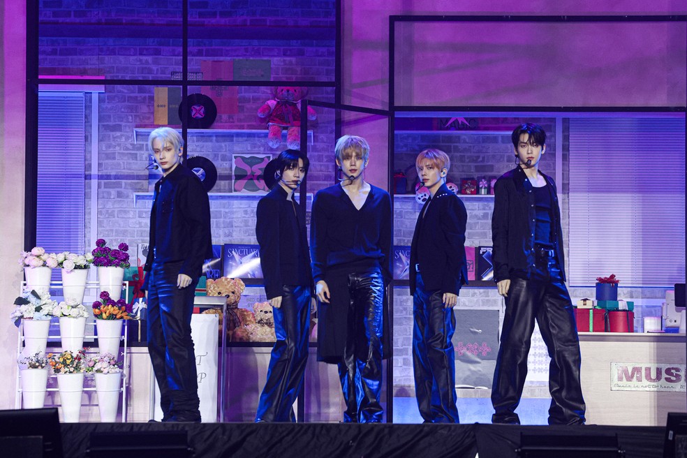 TOMORROW X TOGETHER — Foto: BIGHIT MUSIC