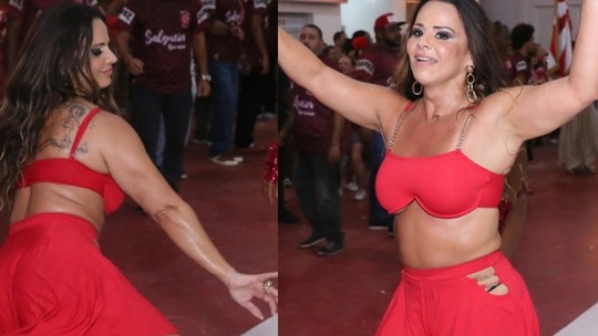 Carnaval 2023: Descalça, Viviane Araujo cai no samba de top e shortinho