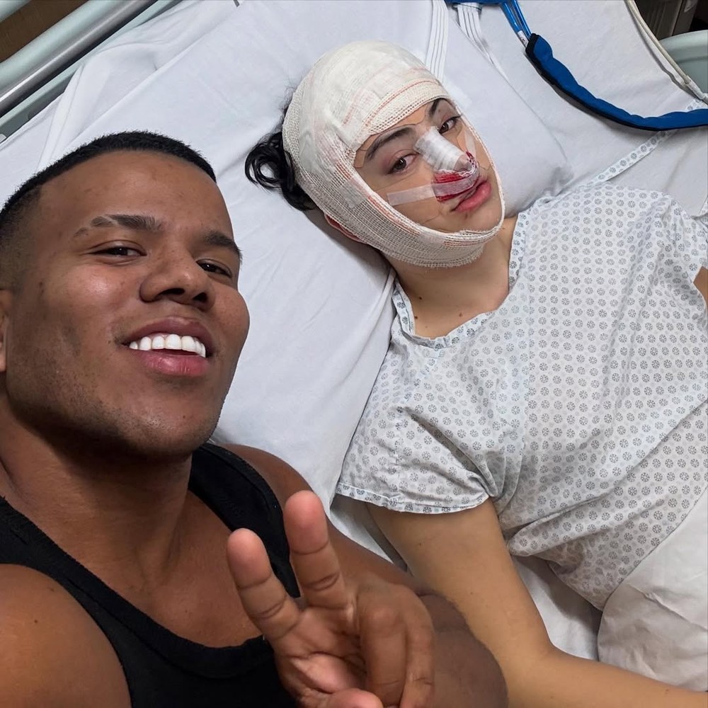 Influenciadora Zé Longuinho passa por feminização facial; imagens são