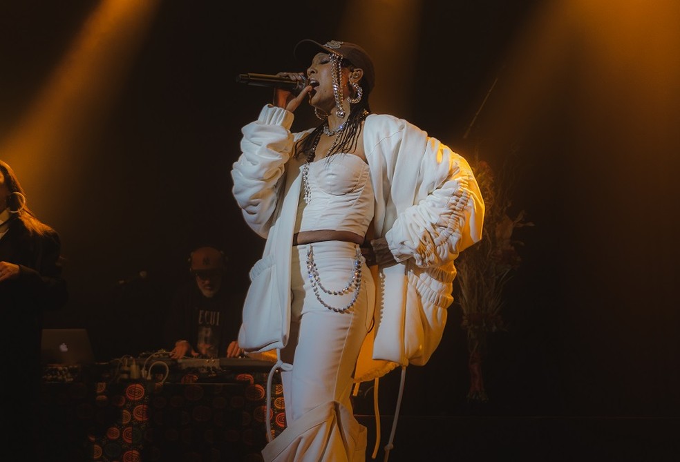 Negra Li na estreia da turnê 'O Silêncio que Grita' — Foto: Divulgação/Isabelle Índia