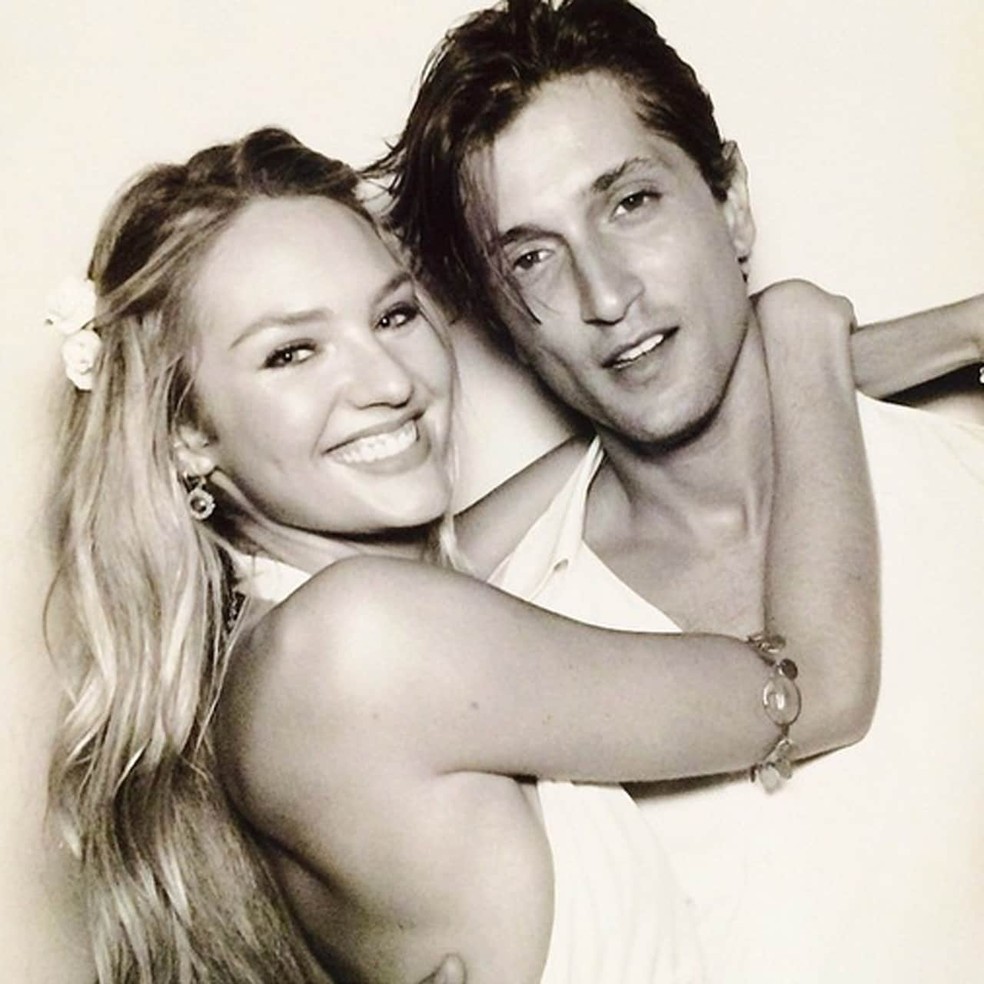 Candice Swanepoel e o ex-noivo, Hermann Nicoli — Foto: Reprodução/Instagram