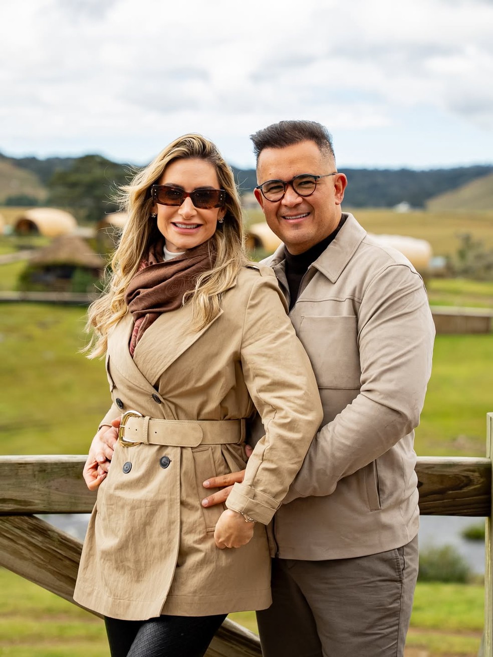 Lívia Avelar, viúva de Bruno Avelar, empresário que morreu em helicóptero que estava cantor Rick, presta homenagem — Foto: Reprodução/Instagram