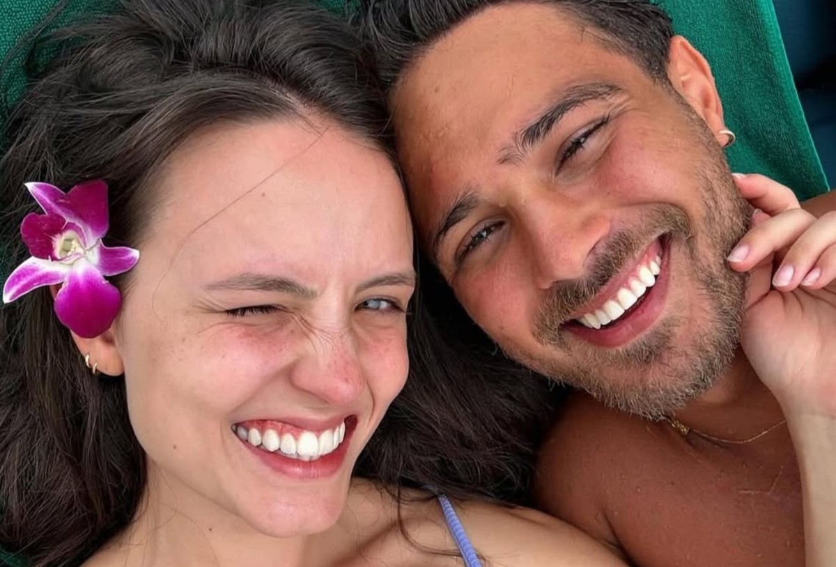 Larissa Manoela nega que seja agenciada pelo marido após vazamento de planilha 'secreta'