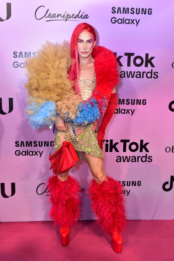 TikTok Awards reúne Ana Maria, Iza, Eliana e mais famosos em premiação