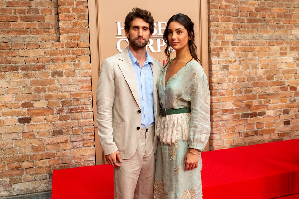 Felipe Ricca e Luiza Gabus Mendes — Foto: Eduardo Martins / Brazil News