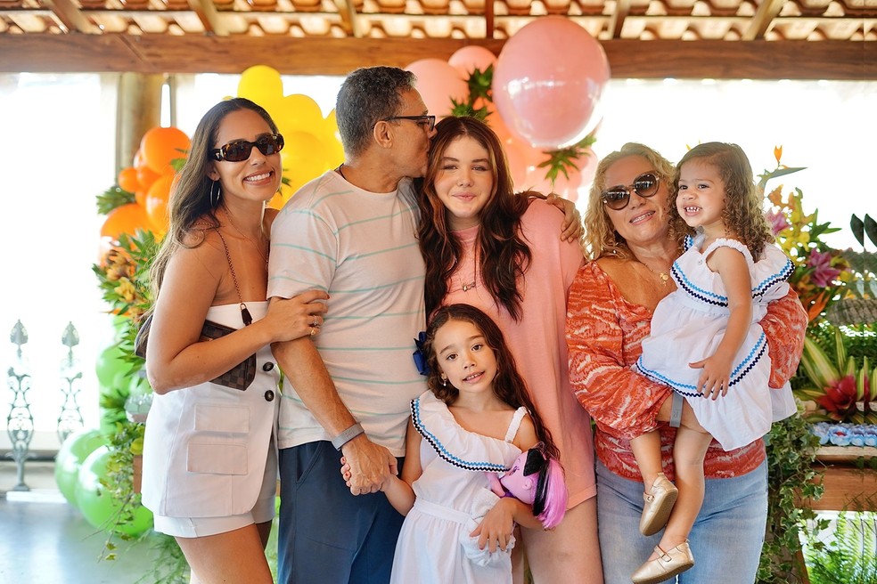 Maysa e a família materna — Foto: Lennon Silva