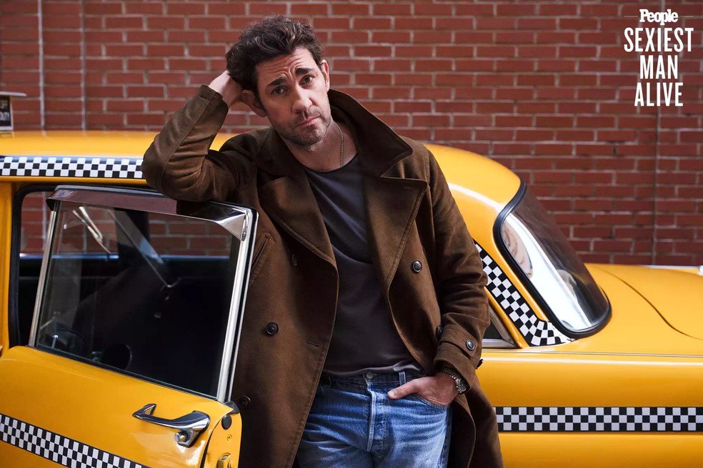 John Krasinski é eleito o homem mais sexy do mundo pela revista 'People' — Foto: Julian Ungano/People