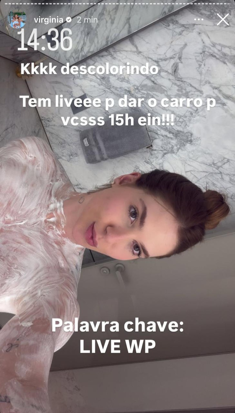 Nua, Virginia Fonseca posa para foto com corpo coberto apenas com produto para 'banho de lua' — Foto: Reprodução/Instagram